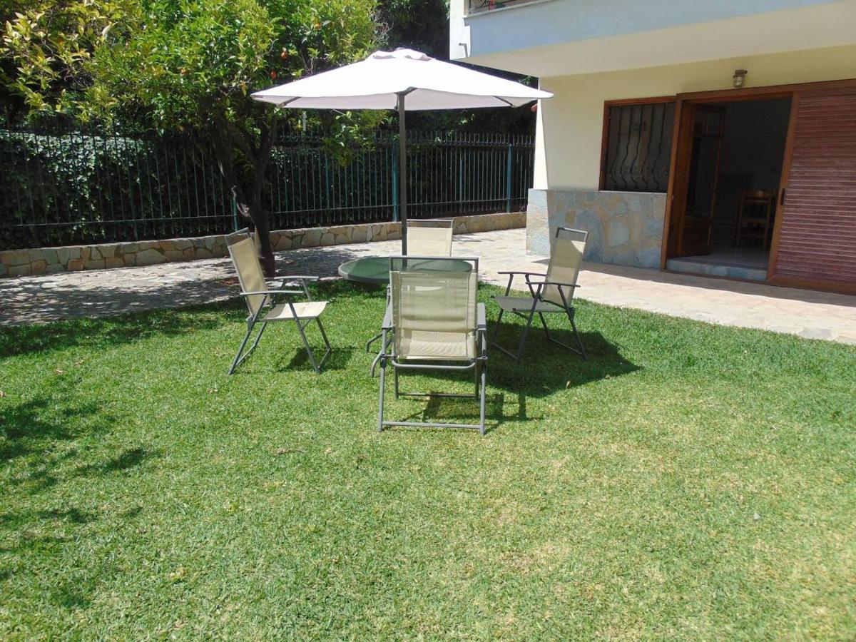 Small Theater Apartment Epidaurus Εξωτερικό φωτογραφία