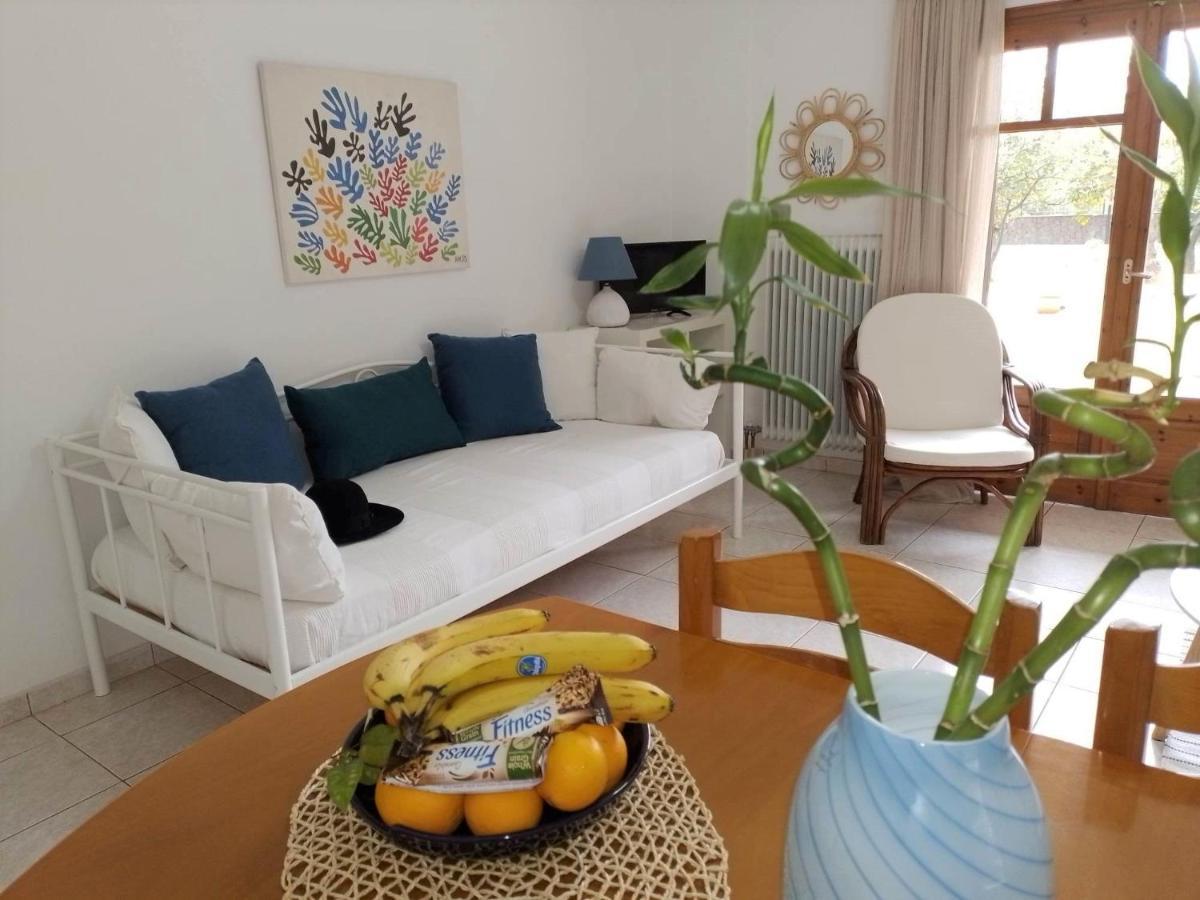 Small Theater Apartment Epidaurus Εξωτερικό φωτογραφία