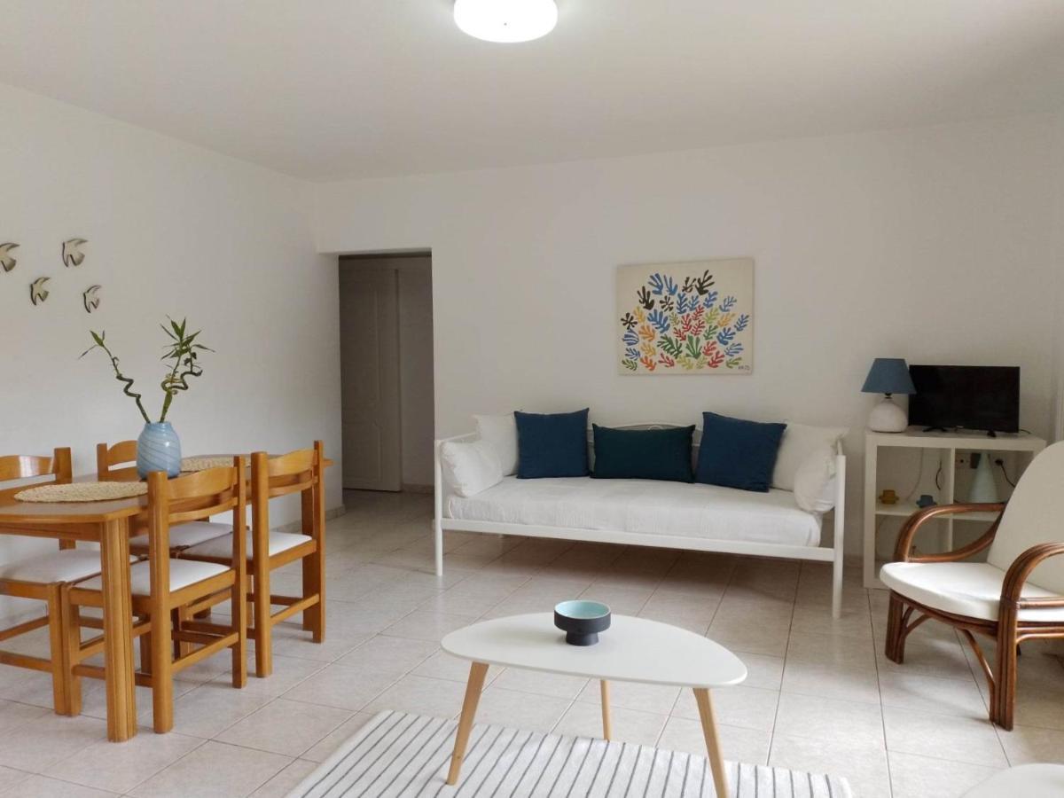 Small Theater Apartment Epidaurus Εξωτερικό φωτογραφία